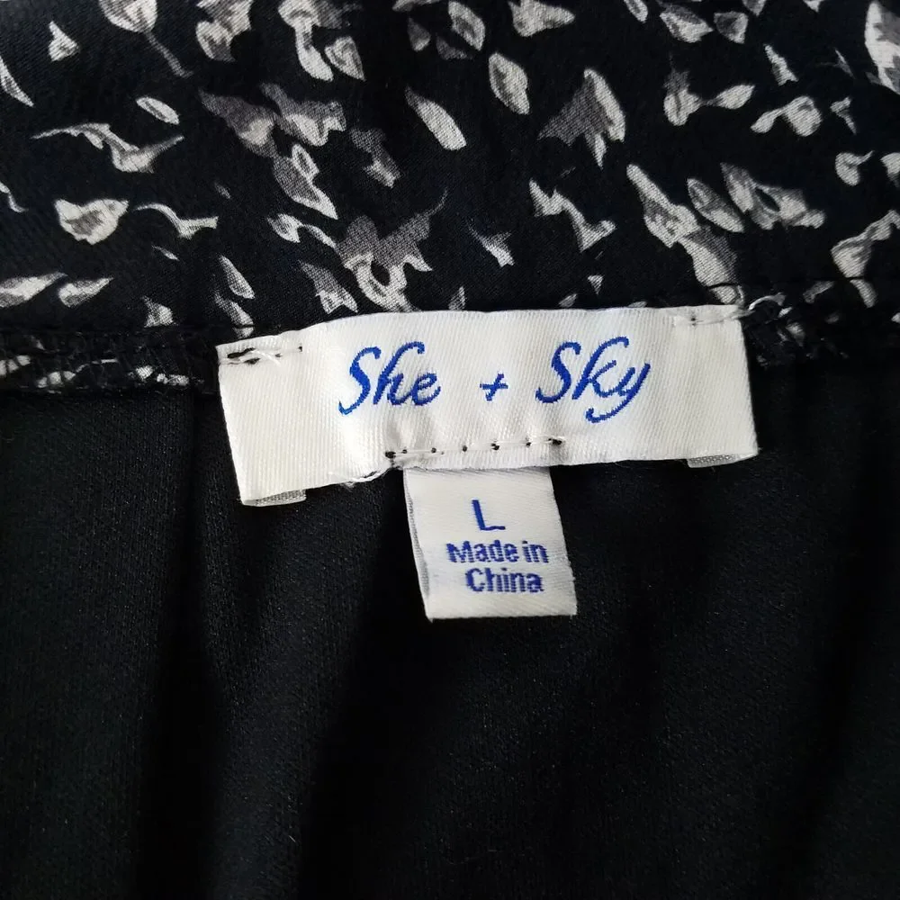 She‎ + Sky Shorts Womens Large Black High Rise Culotte Back Zip Lined Abstract